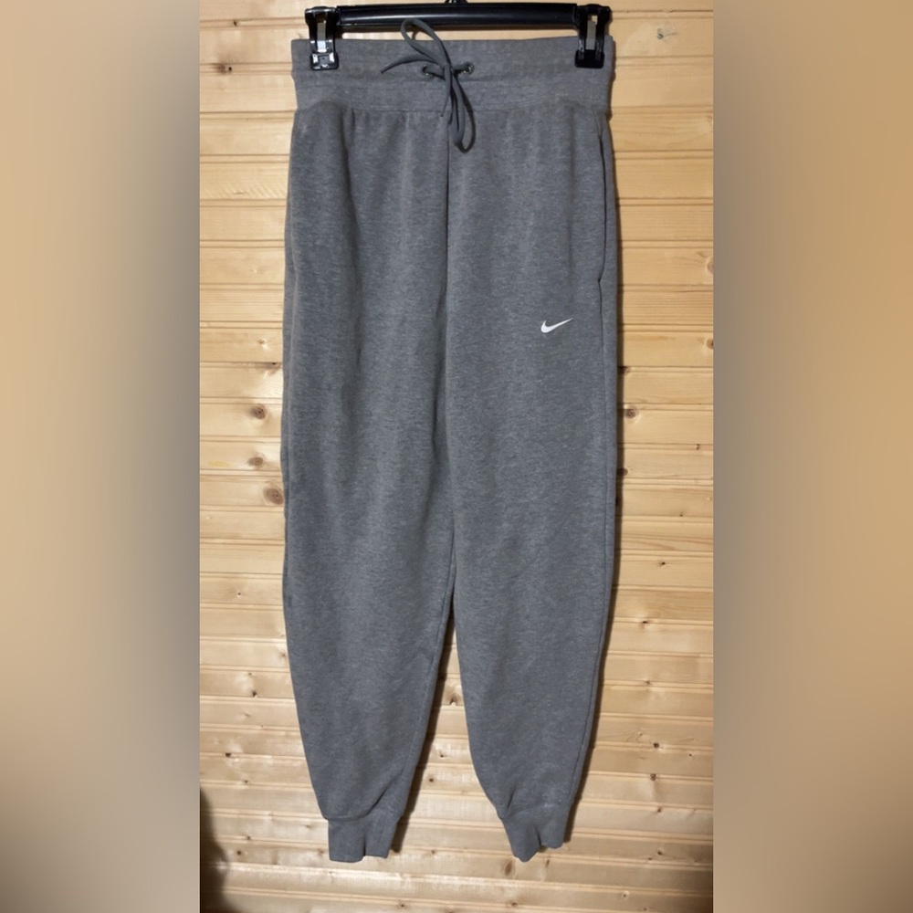Nike Dri-FIT Light Gray Sweatpants